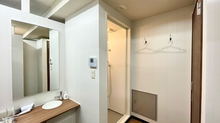本厚木　シャワー室