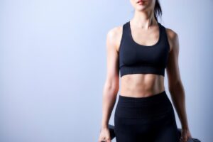 筋肉質の女性の特徴｜おすすめのダイエット法や筋トレの注意点